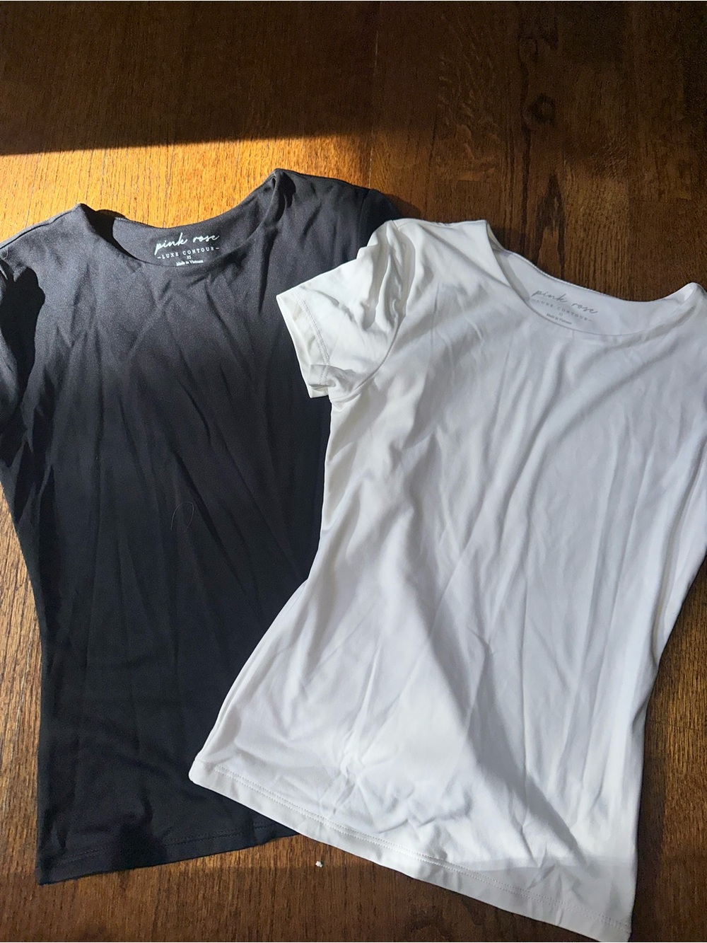 Pink Rose Luxe Contour Double Lined Crewneck Tee Duo in Black and White -NWOT XS